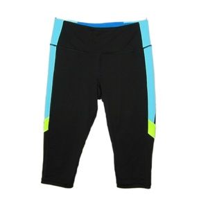 Victoria’s Secret Knockout Capri Mesh Leggings